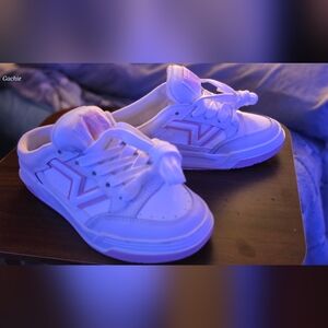 Vans White and Pink Sneakers Women Size 6
